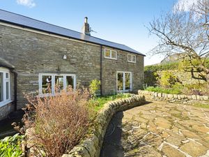 Photo 14- click for photo gallery